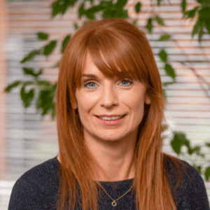 Lisa-McGettigan_headshot-1